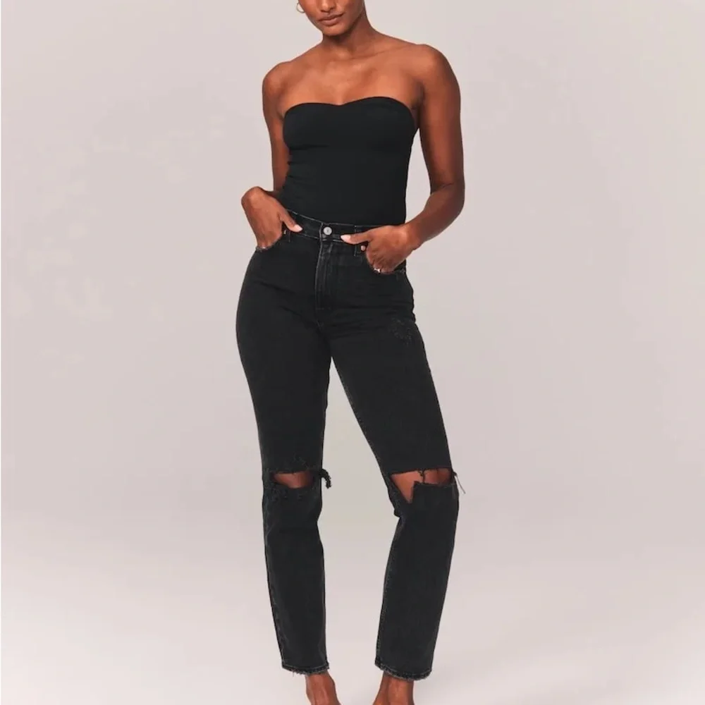 Abercrombie & Fitch Curve Love 90s Ultra High Rise Straight Jeans 25 0 - Picture 1 of 7